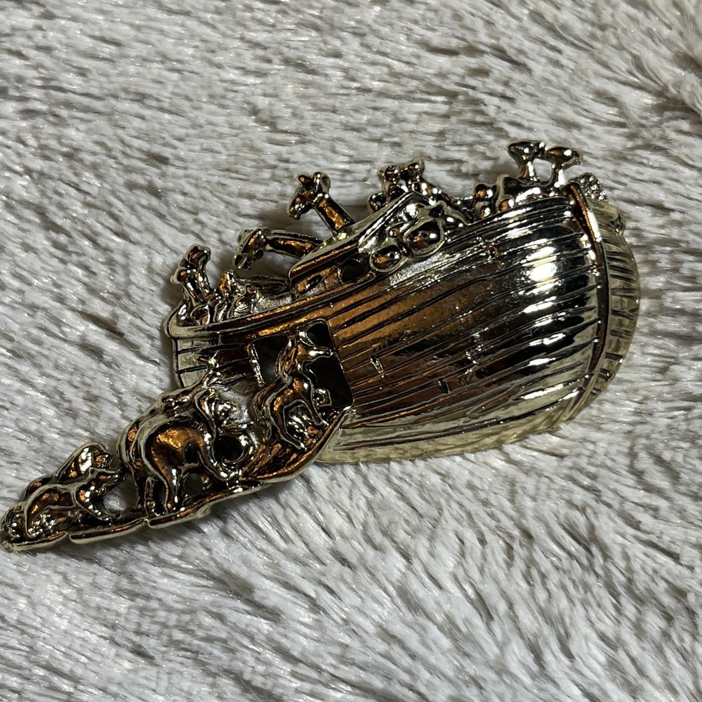 Noah's Ark Large Gold Colored Brooch Pin American Jewelry Chain Company 3"x1.5"